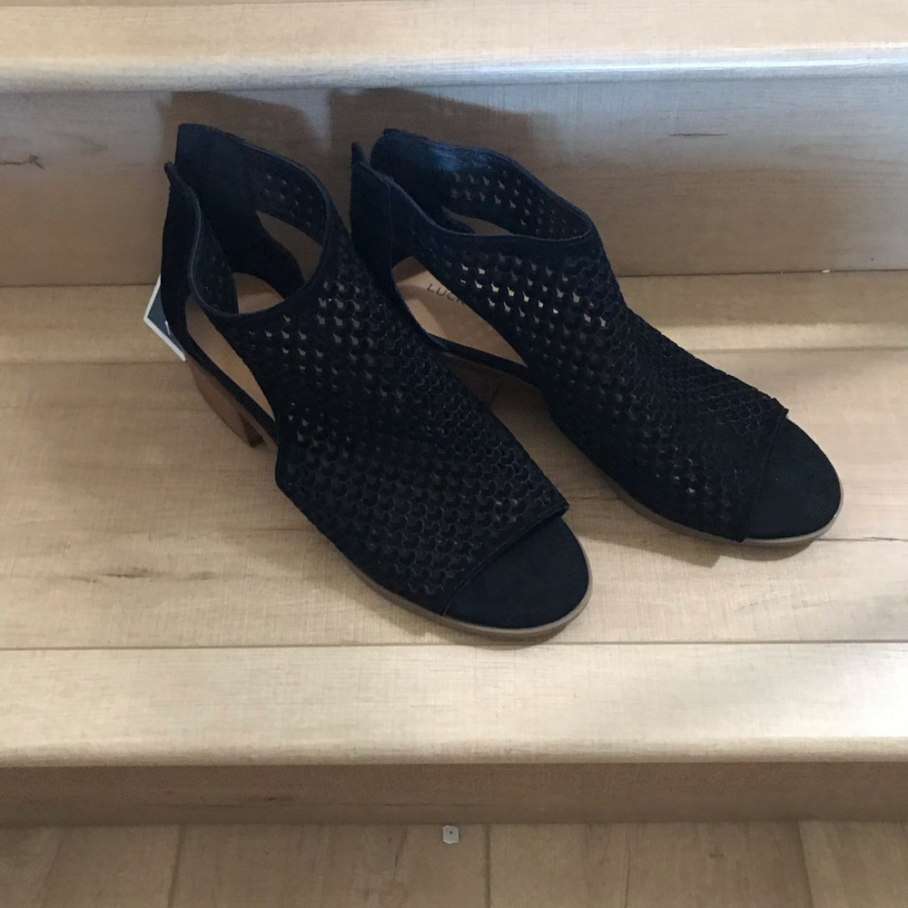 Lucky block heeled sandals
